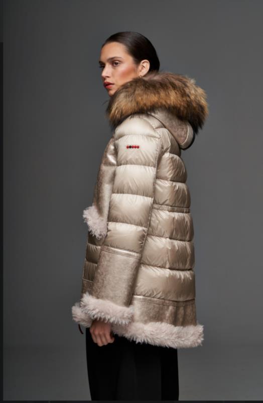 DICHI PARKA TICIANA COLOR DORADO
