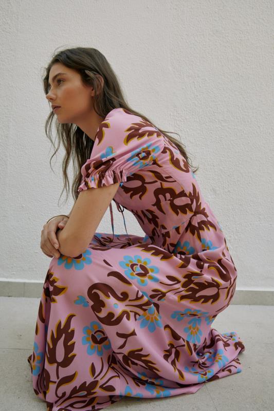 MAGNOLYA VESTIDO VIVIENNE MOTIVOS FONDO ROSA