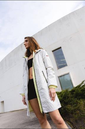 Parka de DICHI modelo Birkita