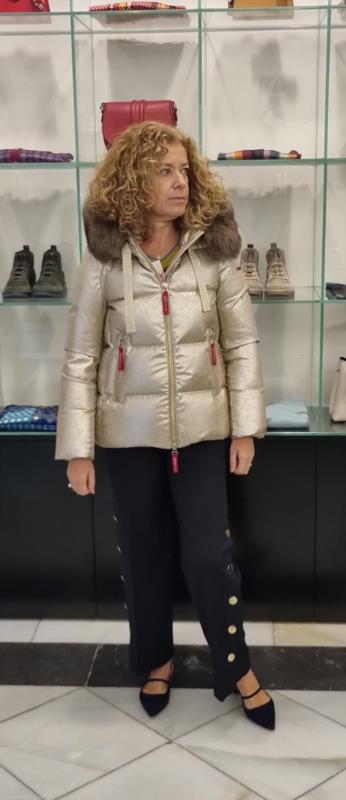 DICHI PARKA KELLI